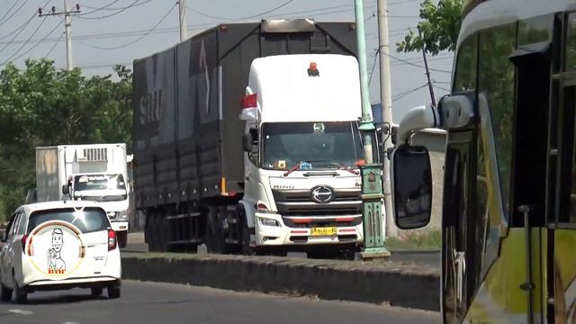 TRUCK KONTAINER TRAILER WINGBOX TRUCK FUSO HINO 500 ISUZU HINO SG 260 TI смотреть онлайн