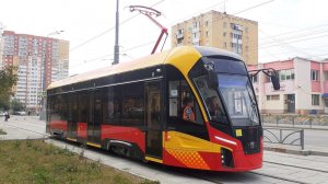 Трамвай 71 911ем "Львёнок" на линии Екатеринбург-Верхняя Пышма (на испытаниях)