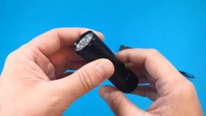 Ультрафиолетовый (УФ) фонарик 9 LED 395 нм _ распаковка и обзор.mp4