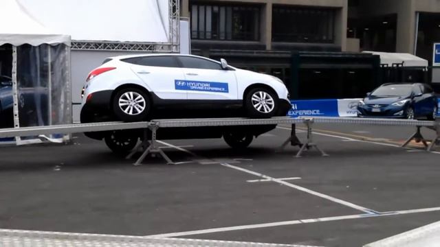 Hyundai ix35 Test Motorshow 4x4 смотреть онлайн