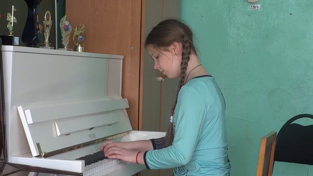 Лебедева Алина Е Петербурский Синий платочек смотреть онлайн