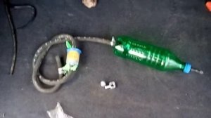 Чистим форсунки на Toyota Carina AT190 4AFE без снятия. Штуцер в топливную рампу от Волги.