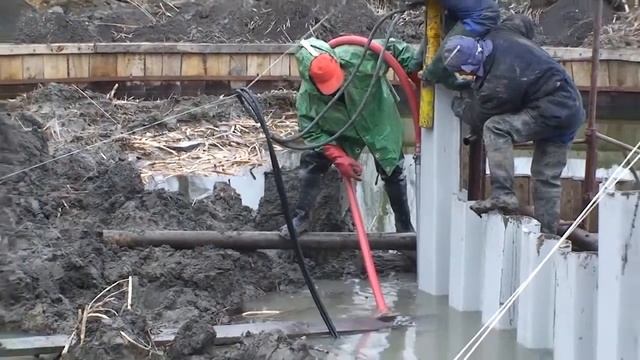 Забивка шпунта ПВХ компании MINBUD 1 смотреть онлайн