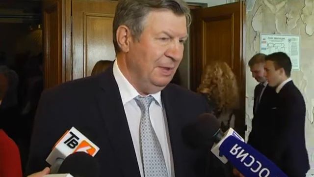 В Курске прошел Бал медалистов смотреть онлайн