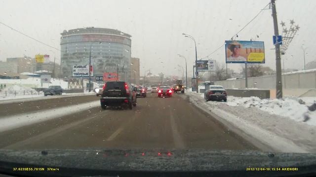 По заснеженной Москве смотреть онлайн