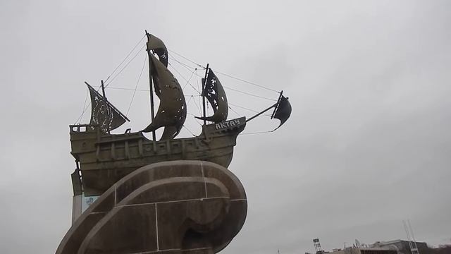 Актау | корабль у городского акимата смотреть онлайн