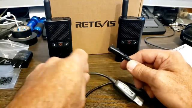 Retevis RB28B License Free FRS Walkie Talkie смотреть онлайн