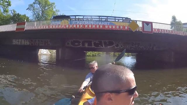 ЖИЗНЬ В ГЕРМАНИИ. ЗАКУПКА ПРОДУКТОВ. КАТАЕМСЯ НА БАЙДАРКЕ ПО КАНАЛУ! ЛЕЙПЦИГ! смотреть онлайн