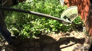 Лучшая насадка для бензокосы для чистки плитки .