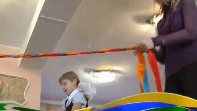 ИГРА "Заплети косу" на весеннем празднике смотреть онлайн