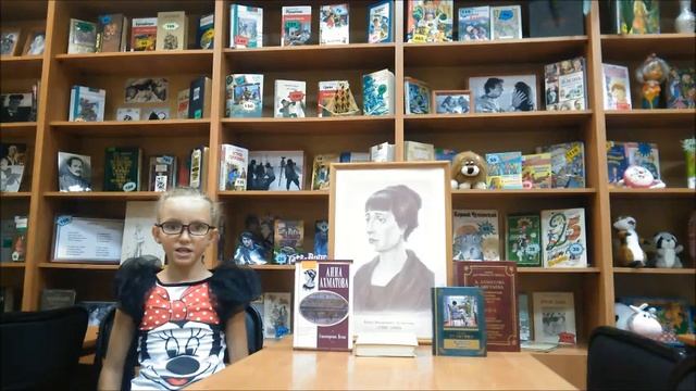 Долгова Вероника читает стихотворение А. Ахматовой "Стихи о Петербурге" смотреть онлайн