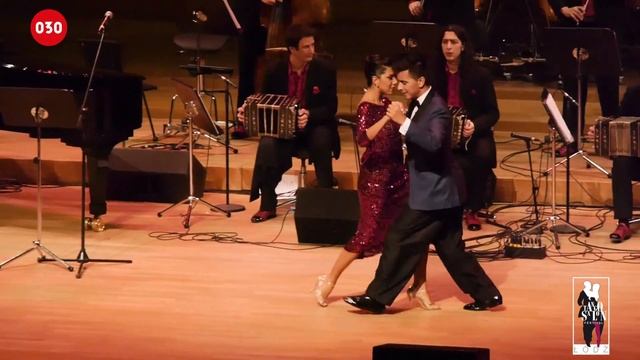 Roxana Suarez and Sebastian Achaval – Loca, Lodz 2015 #SebastianyRoxana смотреть онлайн