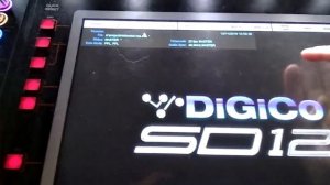 DiGiCo SD12_ Layer and Banks