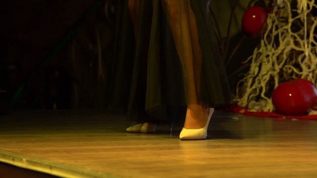 Анастасия Елгина Саксофонистка смотреть онлайн