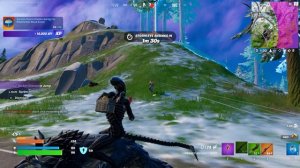 Fortnite. Zero Build. Ксеноморф катается на волке и кринжово пользуется автоматом.