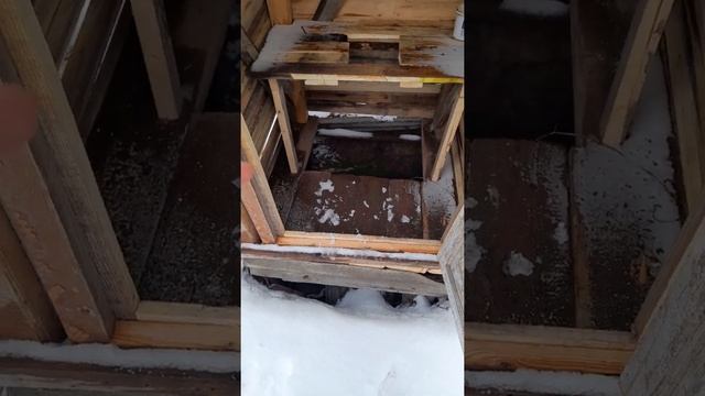 Дешёвый туалет.туалет из поддонов, жизнь в деревне.