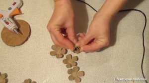 Идея из яичного лотка.Поделки из яичных лотков.