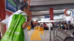 Beijing Airport Information Desk (Beijing Capital International Airport terminal 3) - WalkingMap TV