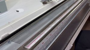как вывязать v образный вырез горловины на вязальной машине Часть 1