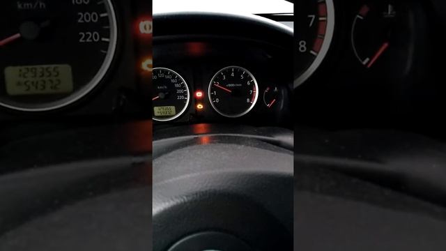 Nissan Almera n16, при запуске на морозе смотреть онлайн