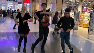 Lezginka Dance 2023 Девушка И Парни Танцуют Супер В Торговом Центре Лезгинка ALISHKA Georgian Music