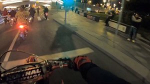 ТОЛПОЙ ПО ГОРОДУ | ВСТРЕТИЛ MOTO TRUE | KILL THE STREET 757