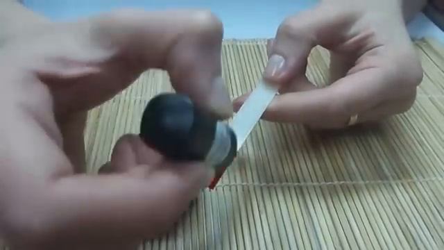 Красный бархат на ногтях