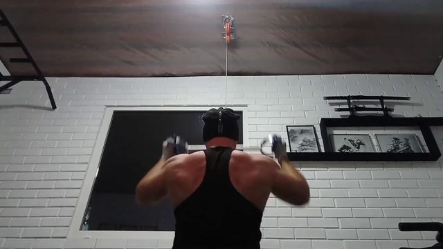 Качай железо. Пирамида на блоке.#качалкадома#спортзалдома смотреть онлайн