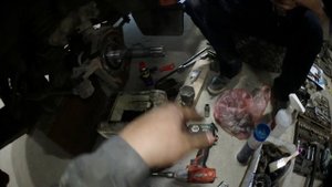 Уаз Патриот. Меняем фтулки цапфы.