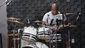 Tudo que eu sou - Eli Soares / Drum Cover Thiago Barbosa