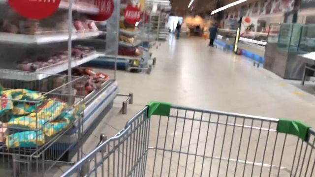 ЕДА НА 100РУБ/В ДЕНЬ!ЧТО МОЖНО КУПИТЬ НА 100РУБ/ЕДЫ.Идем в карусель/Первый день.