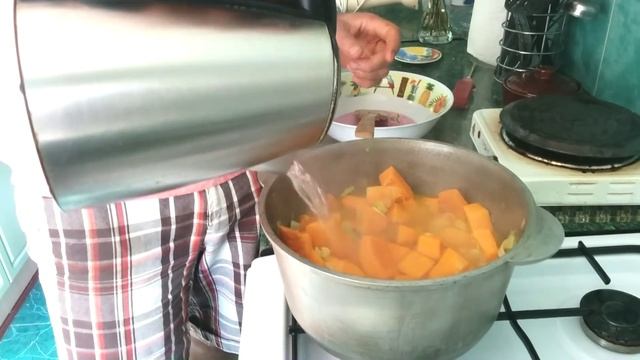 Крем-суп из тыквы - простой рецепт супа, который станет одним из ваших любимых! смотреть онлайн