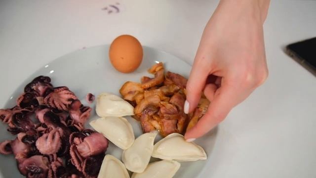 Повторяю ЧЕЛЛЕНДЖ из ТИК ТОК?Розовая Еда vs Оранжевая! ФУД ТРЕНДЫ С ЕДОЙ из Тик Тока! Молли Молоко