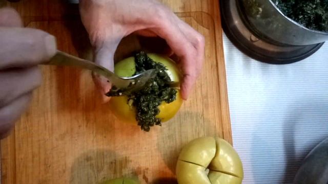 Квашеные зеленые помидоры "по-кавказки". Ароматные, хрустящие, терпкие. Плюс пара лайфхаков!