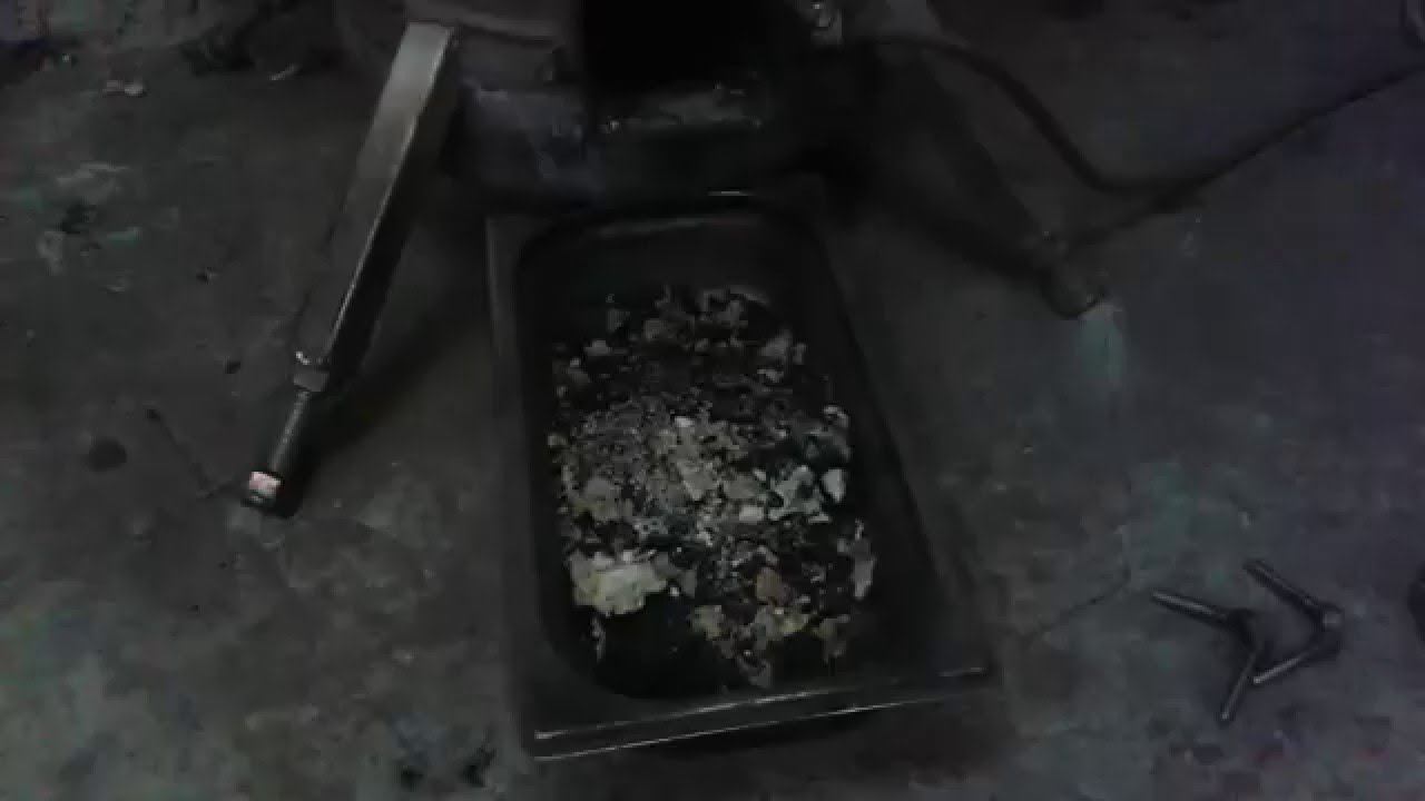 Печь на отработке. Чистка. смотреть онлайн