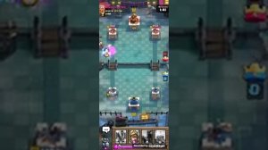 Komputersem проигрывает в игре Clash Royale