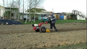 Работа с фрезой производство Сморгонь. Фреза почвенная ФР-0001 МТЗ Weima WM188F 13л/с