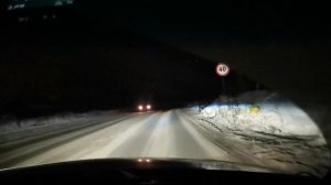 Aozoom Z5 обзор самых ярких линз / Тест на мокром асфальте