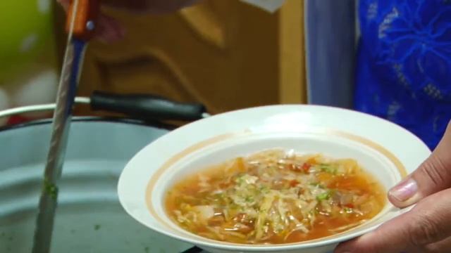 В Кисловодске открыли социальную столовую смотреть онлайн