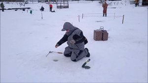 Запуск утонул но рыба клюет в полях!!!Клевое Место д.Савельево