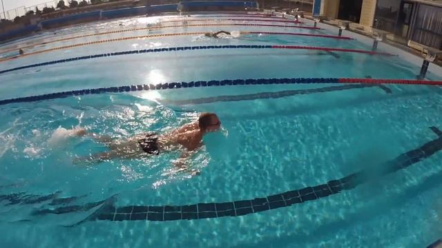 Комплекс упражнений на плавании. Надводная и подводная съемка. смотреть онлайн