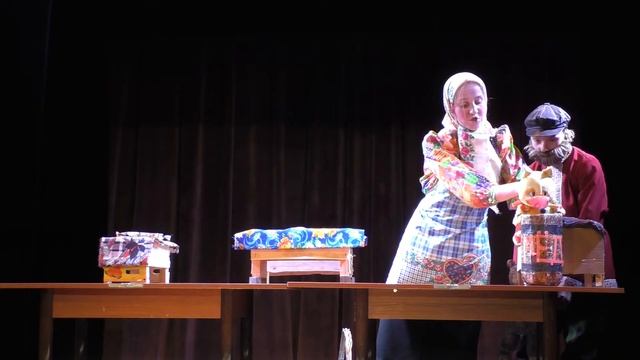 Ситцевая сказочка ( по мотивам русской народной сказки "Лиса и медведь") смотреть онлайн