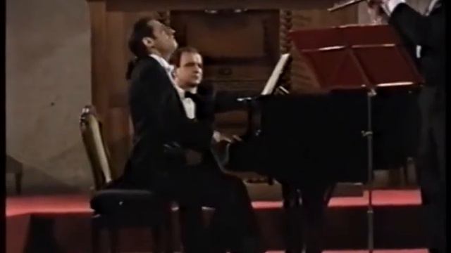 Poulenc Sonate pour flute et piano Armen Ghukasyan Sedrak Yerkanyan смотреть онлайн