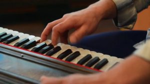 Харе Кришна аккорды киртан на физгармошке. Harmonium chords tutorial kirtan