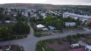 Усть-таловка Восточного Казахстана с дрона DJI Mini SE. Полетаем по улицам Советская и Школьная.