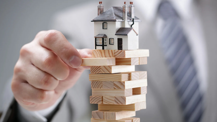 Квартира и юридический адрес фирмы! Как можно убрать. Практика по фирмам и людям смотреть онлайн