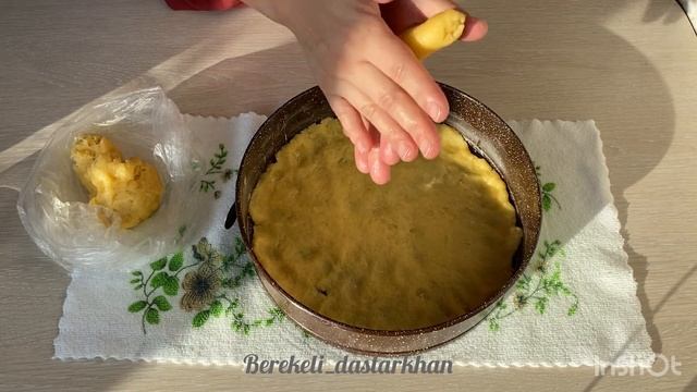 Сметанник. Идеальный рецепт вкусного пирога. Сметанный пирог. Қаймақты бәліш.