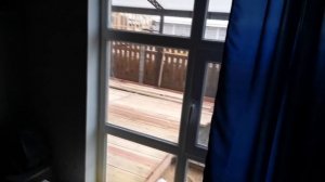 ЖИВЁМ В БЫТОВКЕ! НА МОРЕ.....