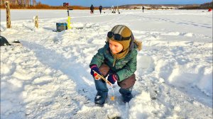 ОН ВСЕХ ОБЛОВИЛ! МУЖИКИ В ШОКЕ! Рыбалка на  страшную рыбу в начале года