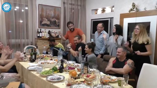 Алексей Симонов и мы на улице Болотова! Белые розы! Россия у нас одна, а душа её в гармони! смотреть онлайн